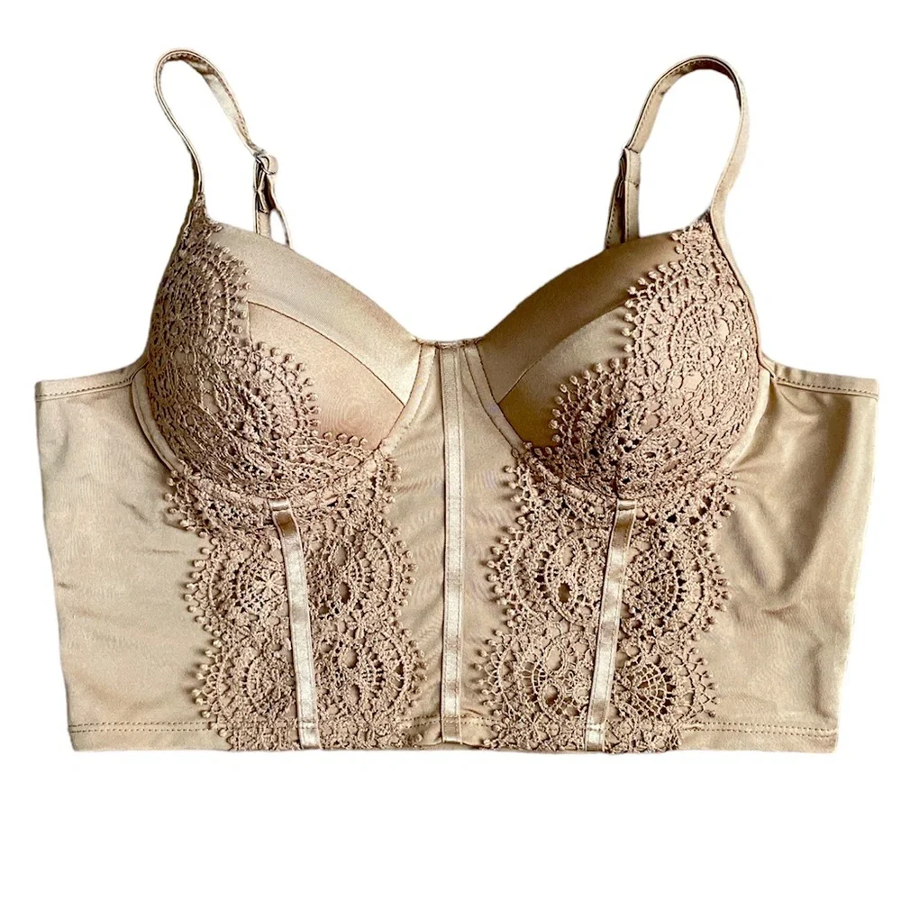 Blāshe corset style
